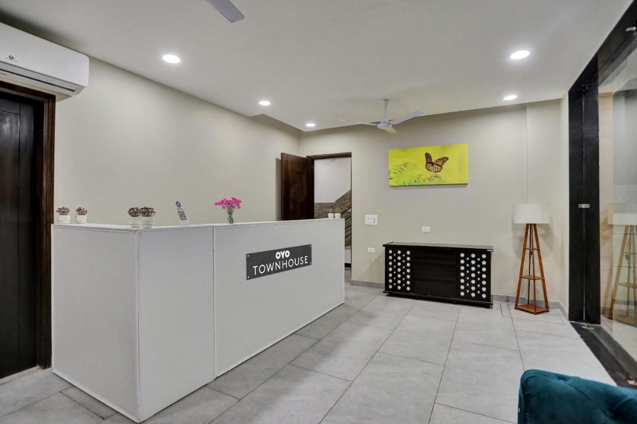 诺伊达 Townhouse Xanthe酒店 外观 照片