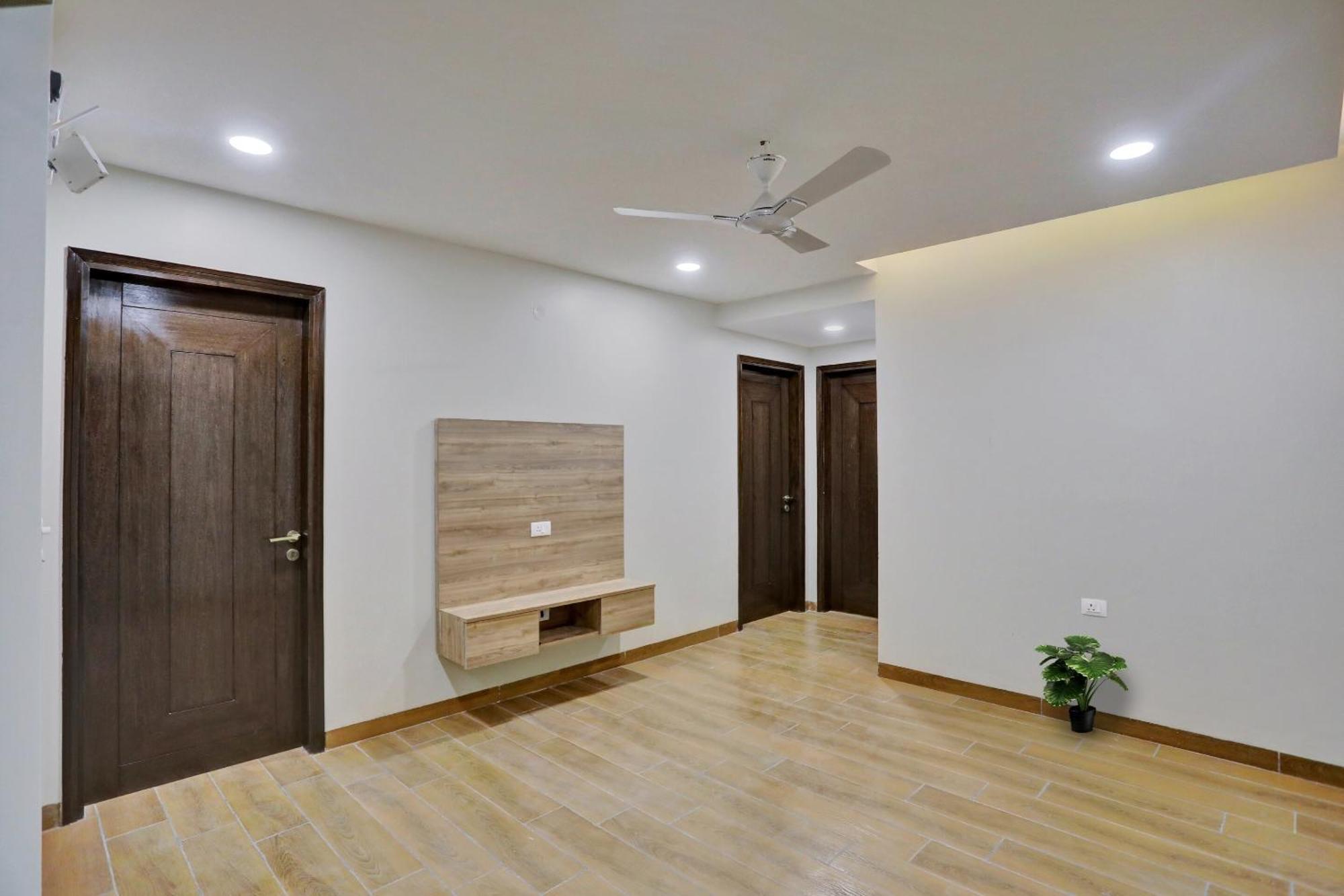 诺伊达 Townhouse Xanthe酒店 外观 照片