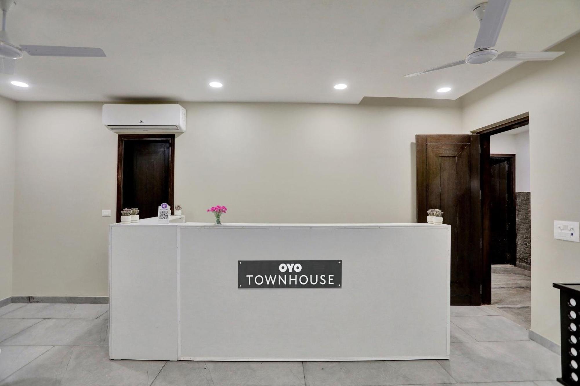 诺伊达 Townhouse Xanthe酒店 外观 照片