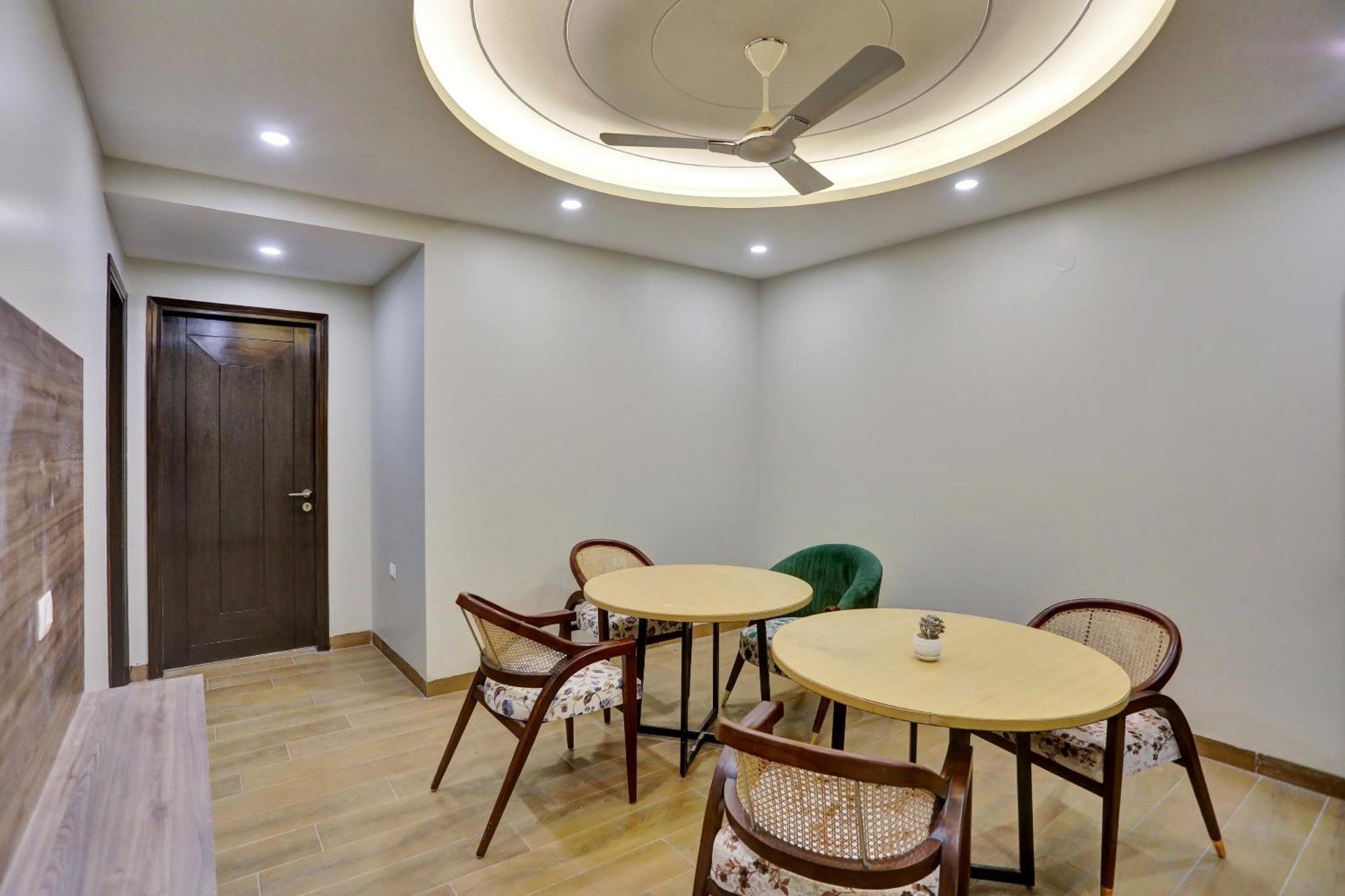 诺伊达 Townhouse Xanthe酒店 外观 照片